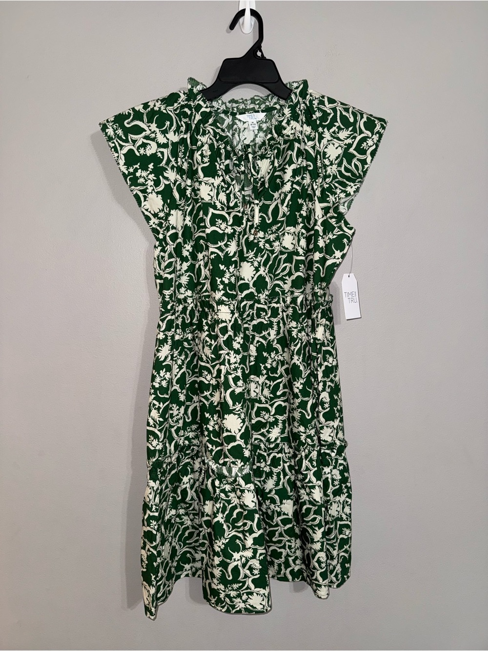 Time and Tru Women’s Green & Cream Floral Tiered Mini Dress Medium